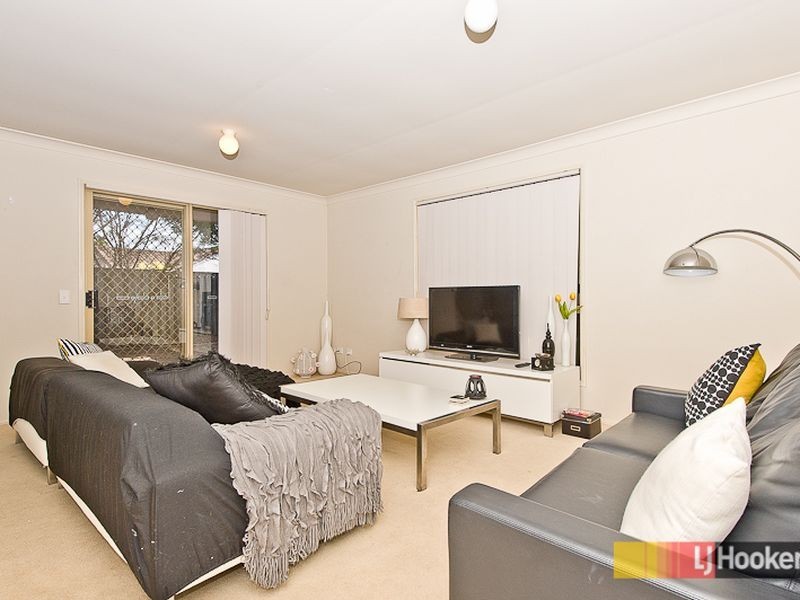 25 Azalea Crescent, Fitzgibbon QLD 4018