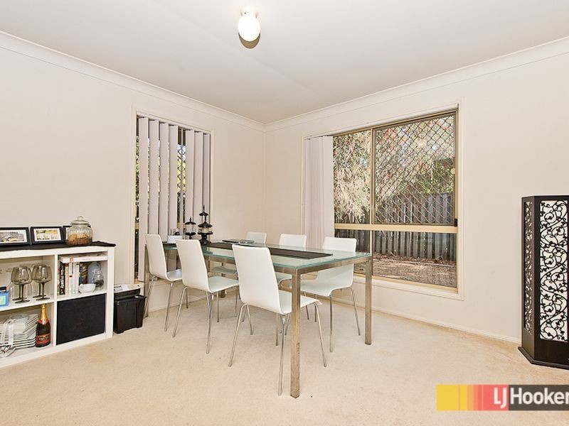 25 Azalea Crescent, Fitzgibbon QLD 4018