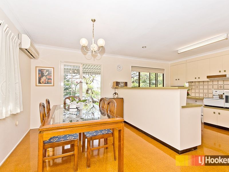 11 Janelle Street, Aspley QLD 4034