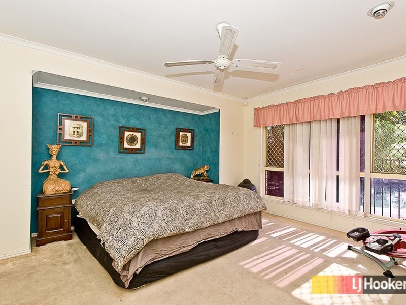 20 Brighton Court, Albany Creek QLD 4035