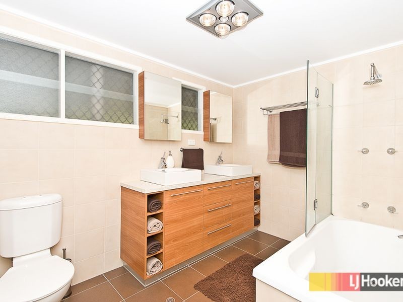 5 Brentwick Street, Chermside QLD 4032