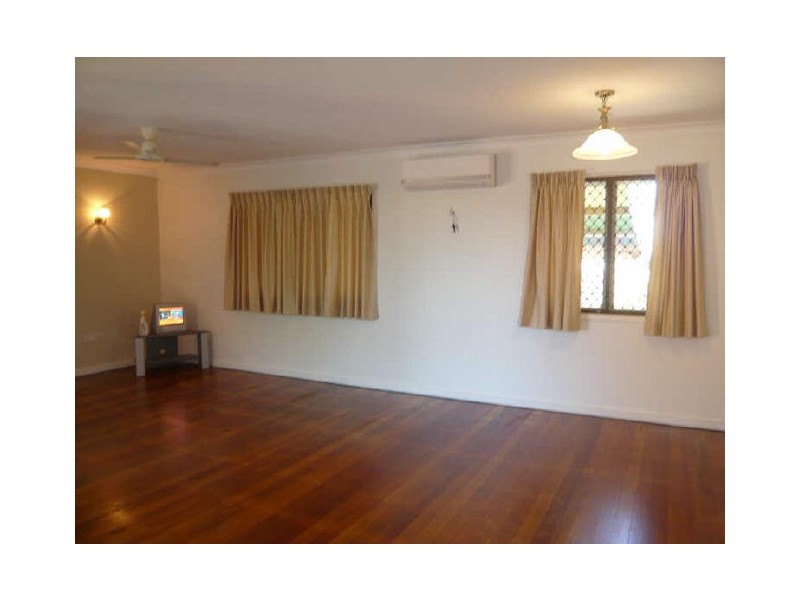 28 Ansford Street, Stafford Heights QLD 4053