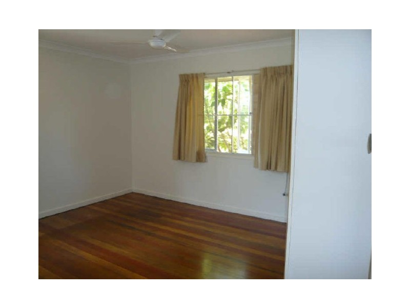 28 Ansford Street, Stafford Heights QLD 4053