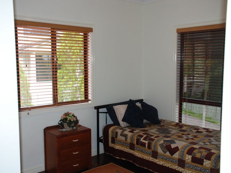 34 Shuttle Place, Bridgeman Downs QLD 4035