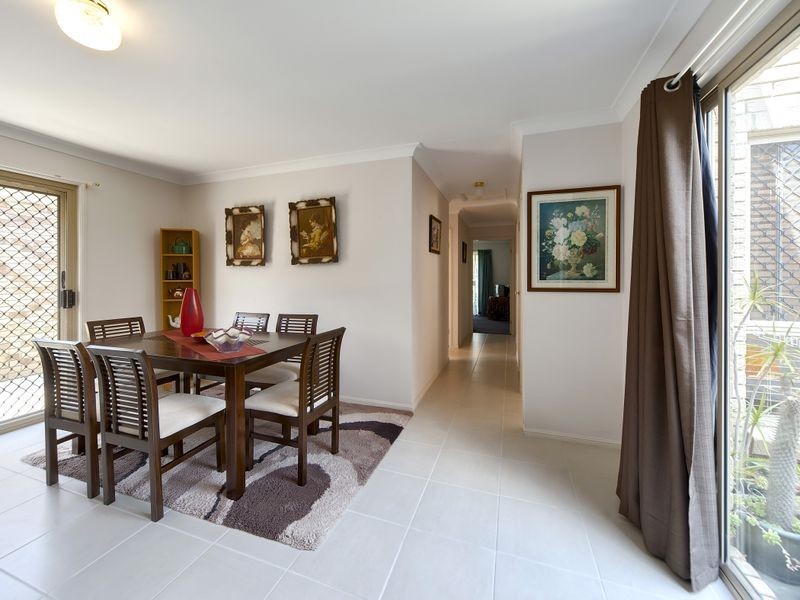 84 Silkyoak Cct, Fitzgibbon QLD 4018