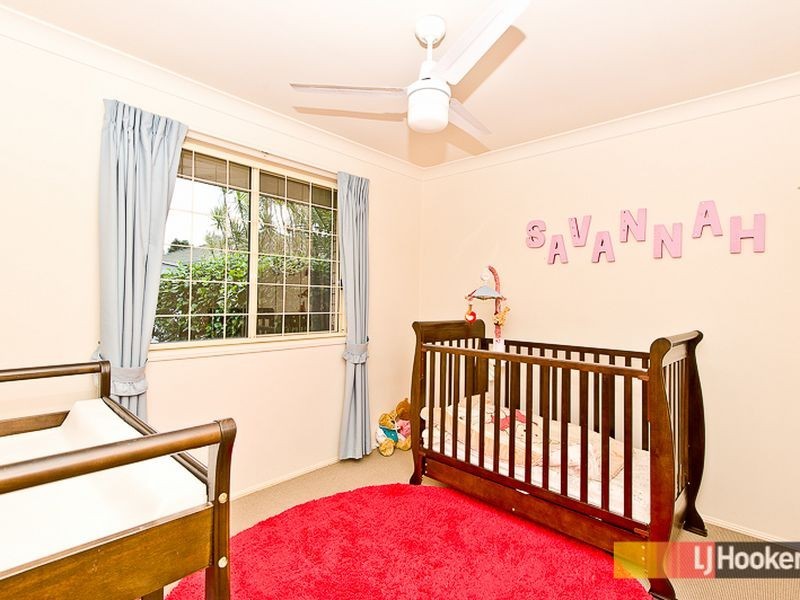 56 Azalea  Crescent, Fitzgibbon QLD 4018