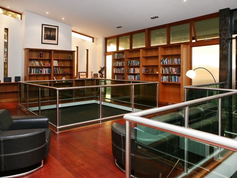 948 Mt Nebo Road, Camp Mountain QLD 4520