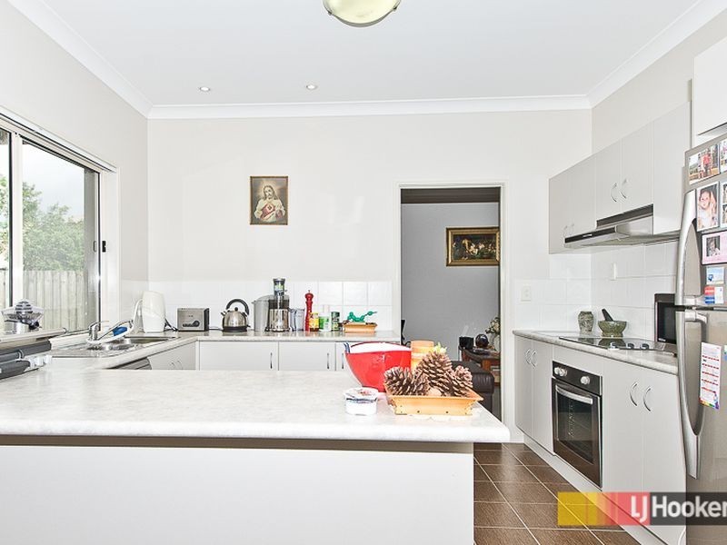 9 Petrie Crescent, Aspley QLD 4034