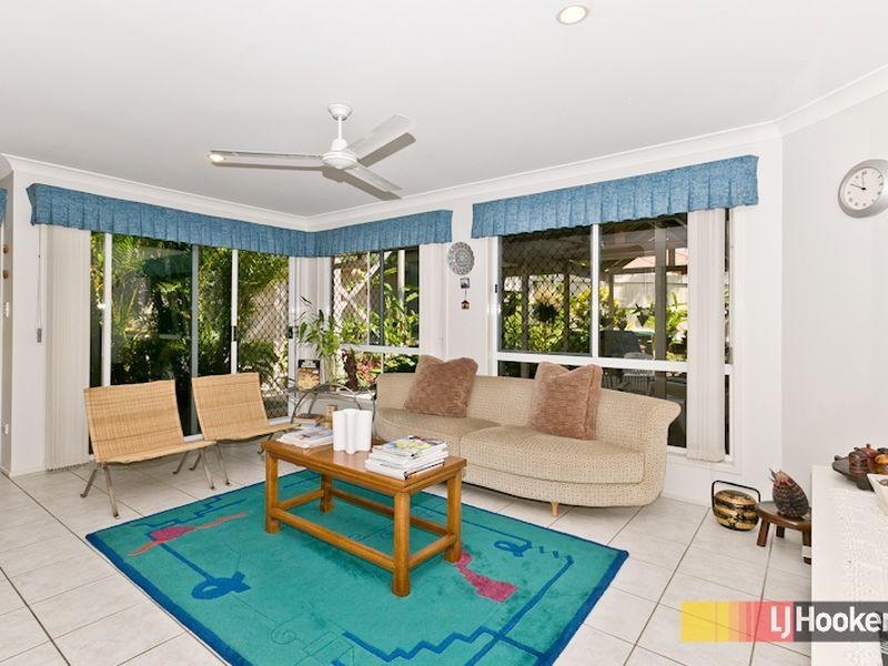 7 Waterford Place, Bridgeman Downs QLD 4035