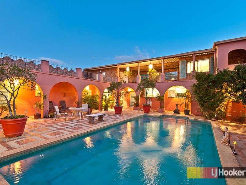 14 Ashley Road, Chermside West QLD 4032