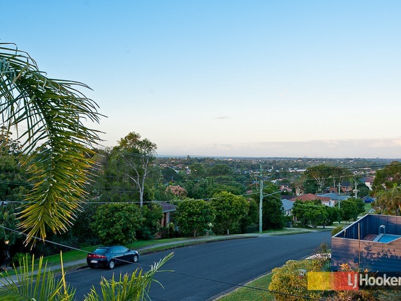 14 Ashley Road, Chermside West QLD 4032