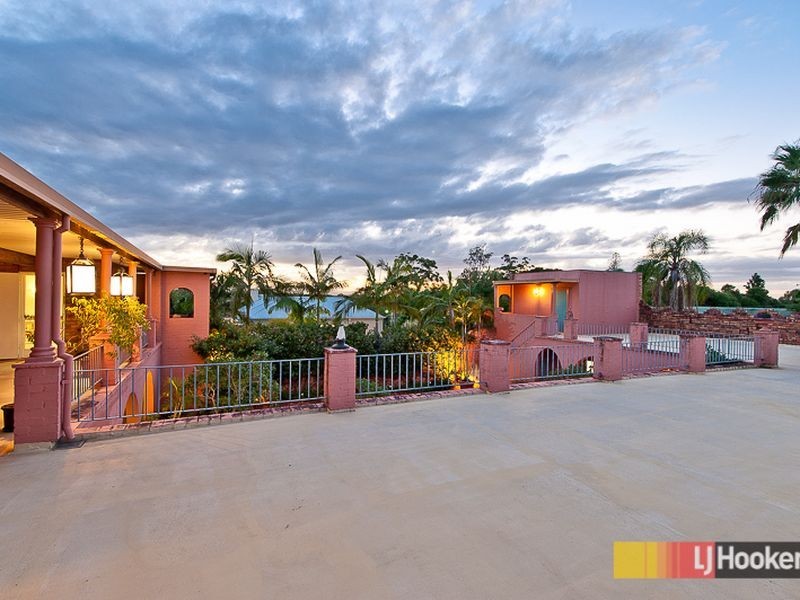 14 Ashley Road, Chermside West QLD 4032