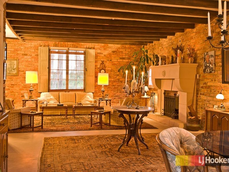 14 Ashley Road, Chermside West QLD 4032