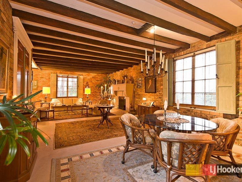 14 Ashley Road, Chermside West QLD 4032