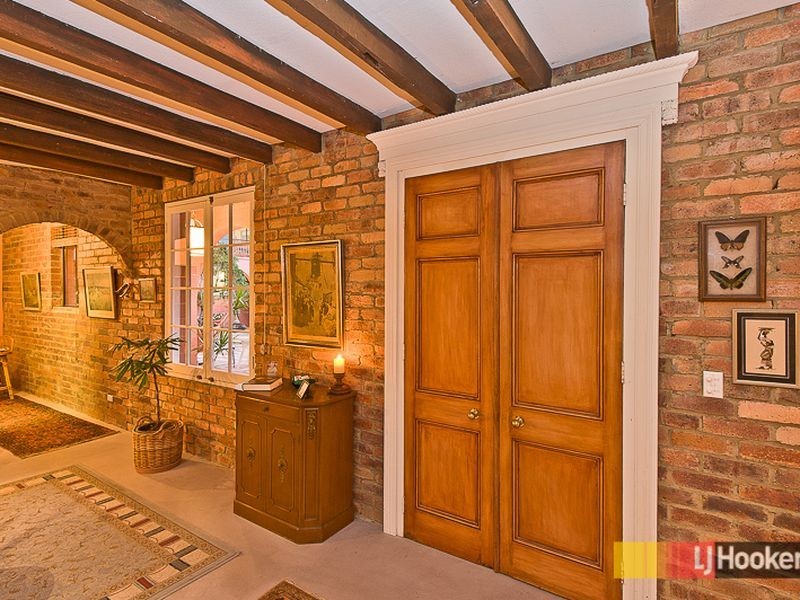 14 Ashley Road, Chermside West QLD 4032