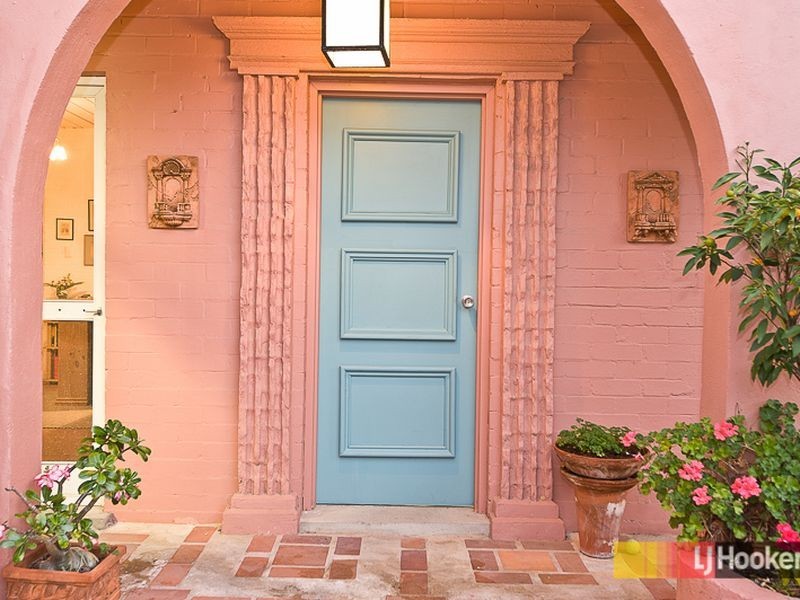 14 Ashley Road, Chermside West QLD 4032