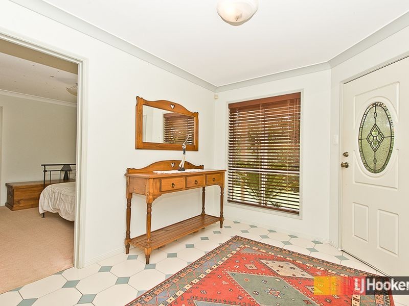 4 Clematis Court, Cashmere QLD 4500