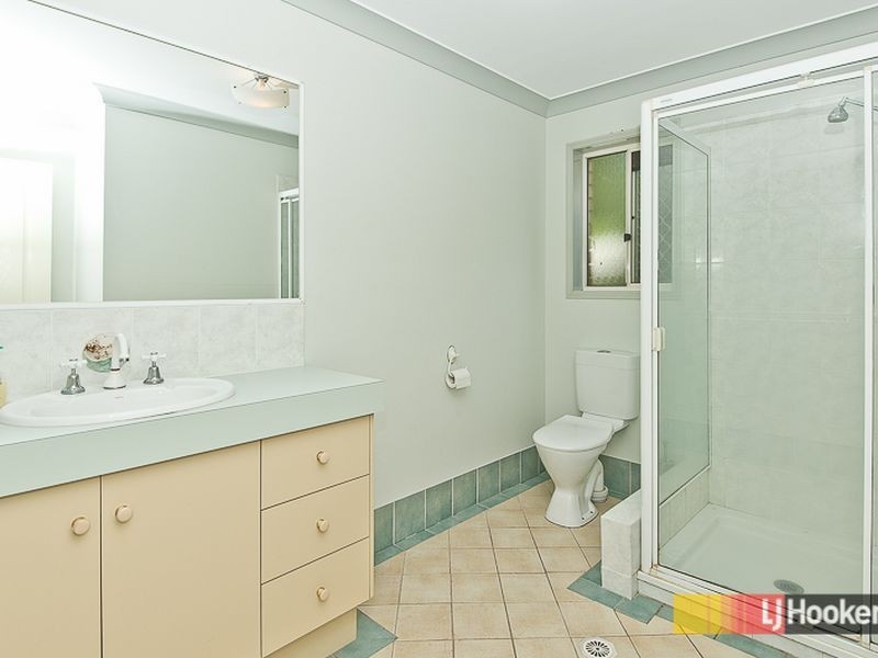 4 Clematis Court, Cashmere QLD 4500