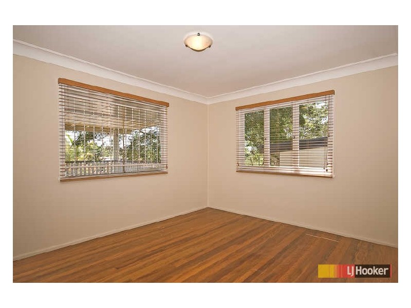 37 Bramcote Street, Chermside West QLD 4032