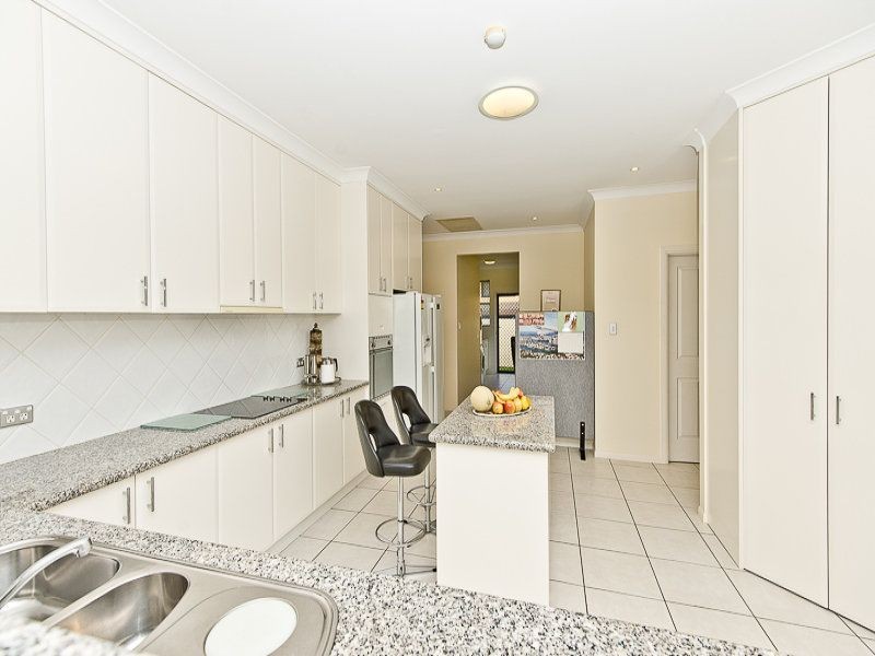 165 Bangalow Street, Bridgeman Downs QLD 4035