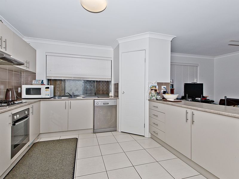 52 Diamantina Crescent, Fitzgibbon QLD 4018