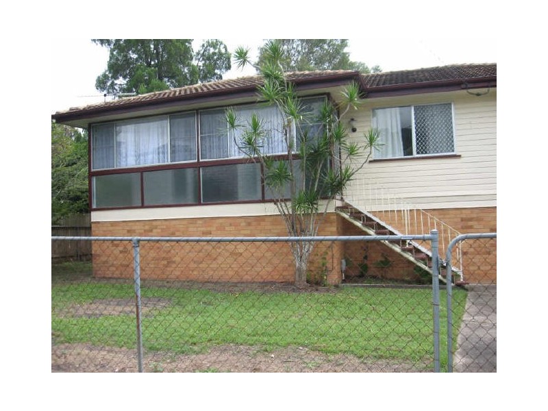 105 Mawson Street, Stafford Heights QLD 4053