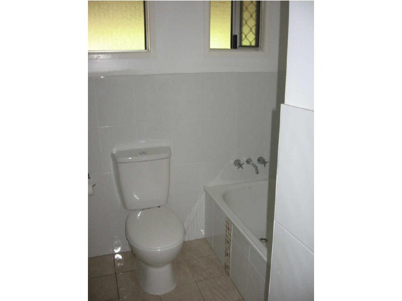 105 Mawson Street, Stafford Heights QLD 4053