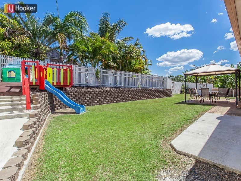 15 Aquarius Place, Bridgeman Downs QLD 4035
