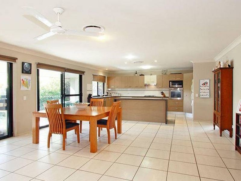 10 Nardoo Close, Carseldine QLD 4034