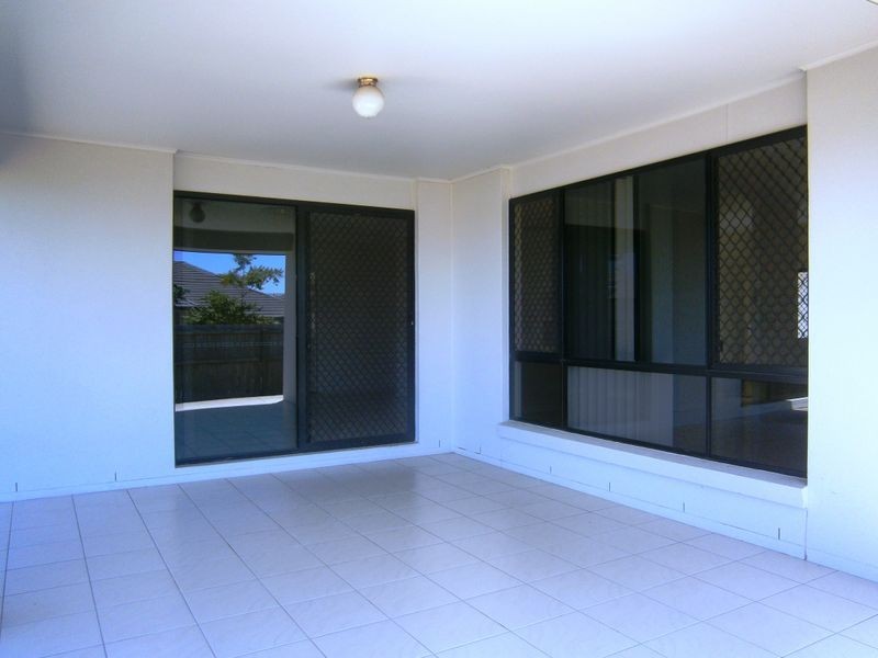 11 Langer Circuit, North Lakes QLD 4509