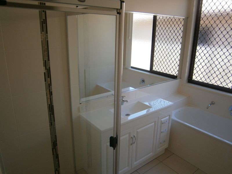 11 Langer Circuit, North Lakes QLD 4509