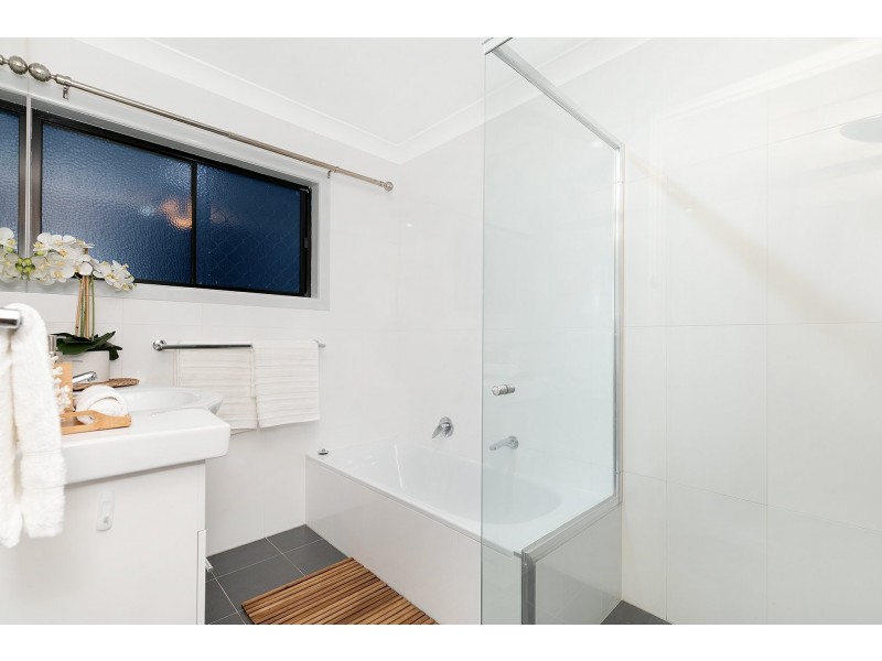 16 Safari Street, Chermside West QLD 4032