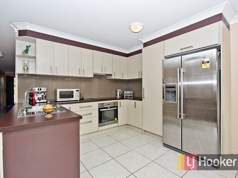 37 Silkyoak Circuit, Fitzgibbon QLD 4018