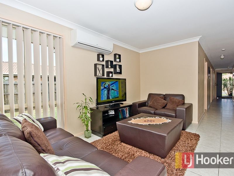 37 Silkyoak Circuit, Fitzgibbon QLD 4018