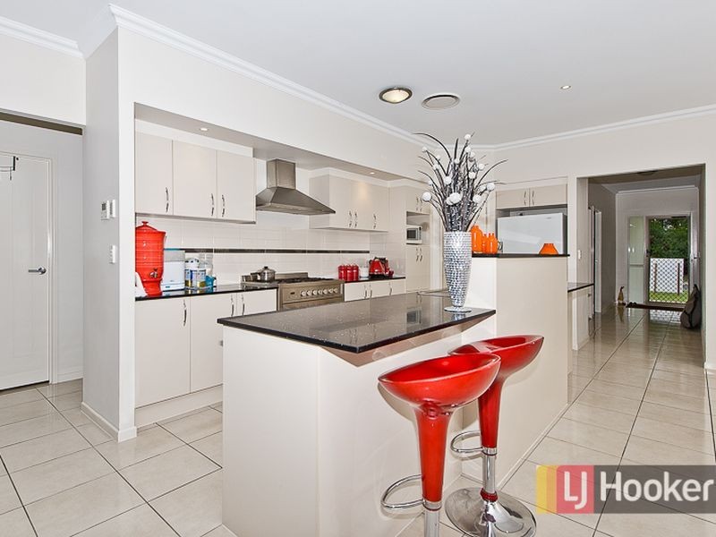 9 Gardenia Place, Bridgeman Downs QLD 4035