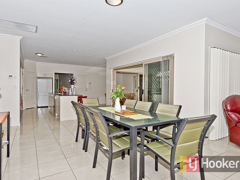 9 Gardenia Place, Bridgeman Downs QLD 4035