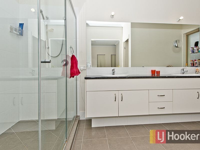 9 Gardenia Place, Bridgeman Downs QLD 4035