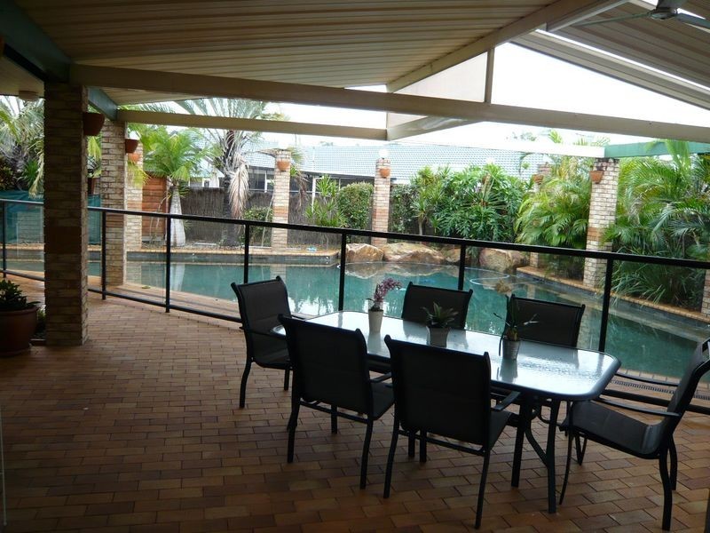 27 Bangalow Street, Bridgeman Downs QLD 4035