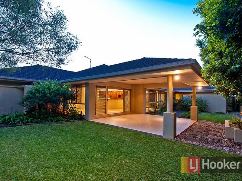 11 Kettleton Close, Bridgeman Downs QLD 4035