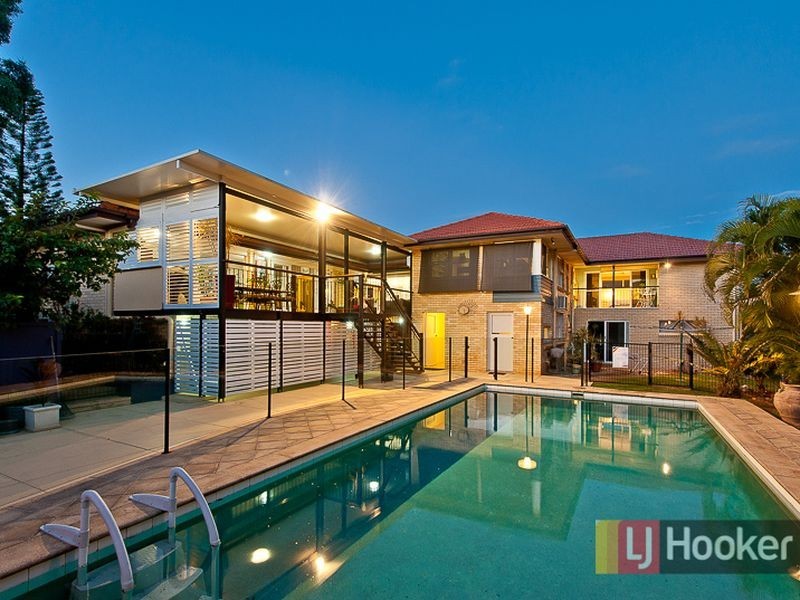 160 Graham Road, Bridgeman Downs QLD 4035