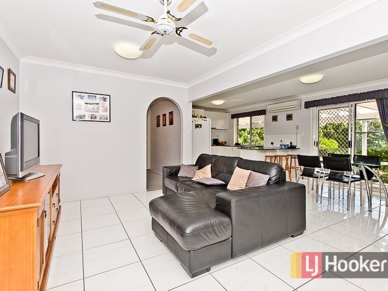 4 Colvillea Close, Carseldine QLD 4034