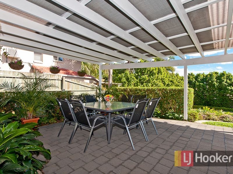 4 Colvillea Close, Carseldine QLD 4034