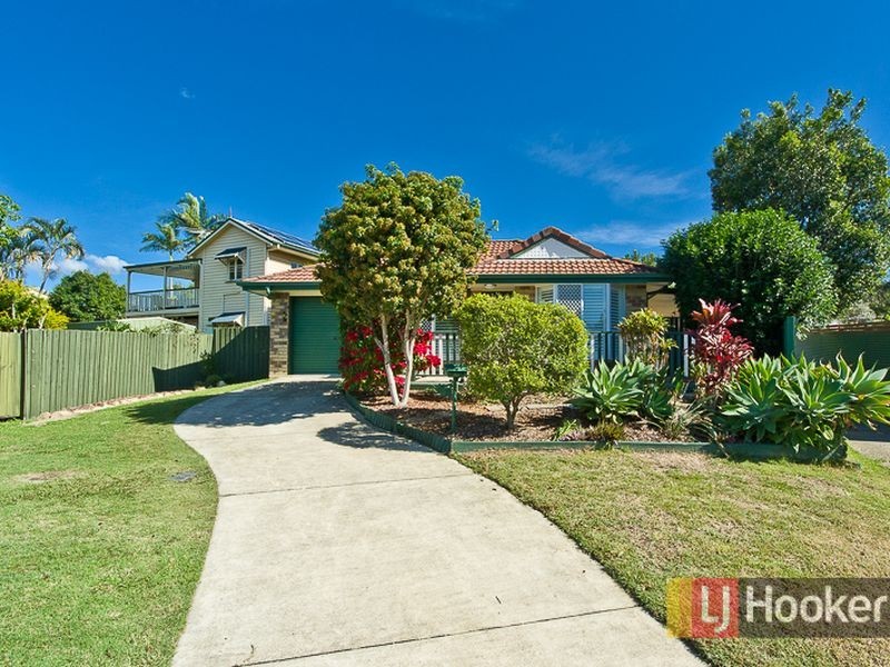 5 Red Deer Court, Chermside West QLD 4032