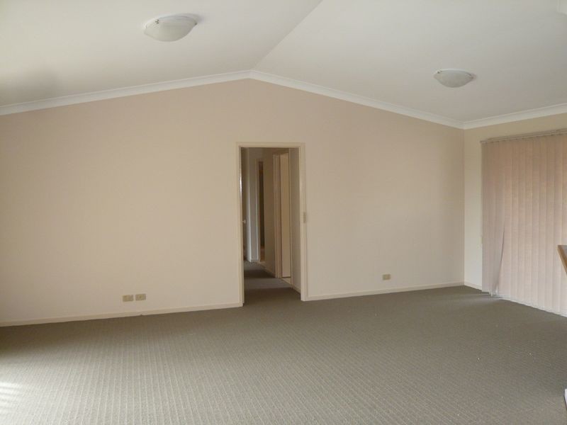 4 Apollo Court, Eatons Hill QLD 4037