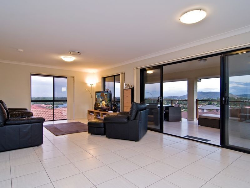 29 Yarraman Street, Arana Hills QLD 4054