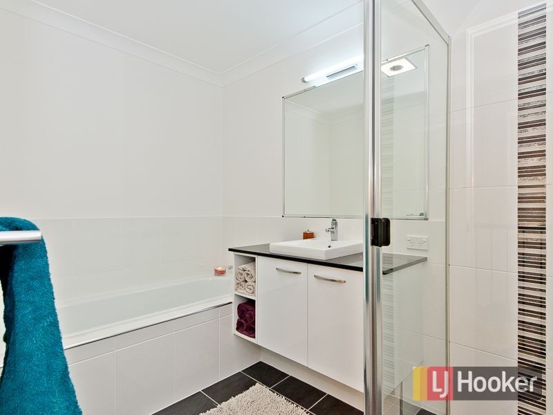 1 Girraween Lane, Fitzgibbon QLD 4018