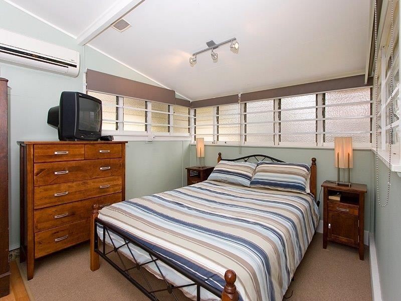 60 Bayview Terrace, Wavell Heights QLD 4012