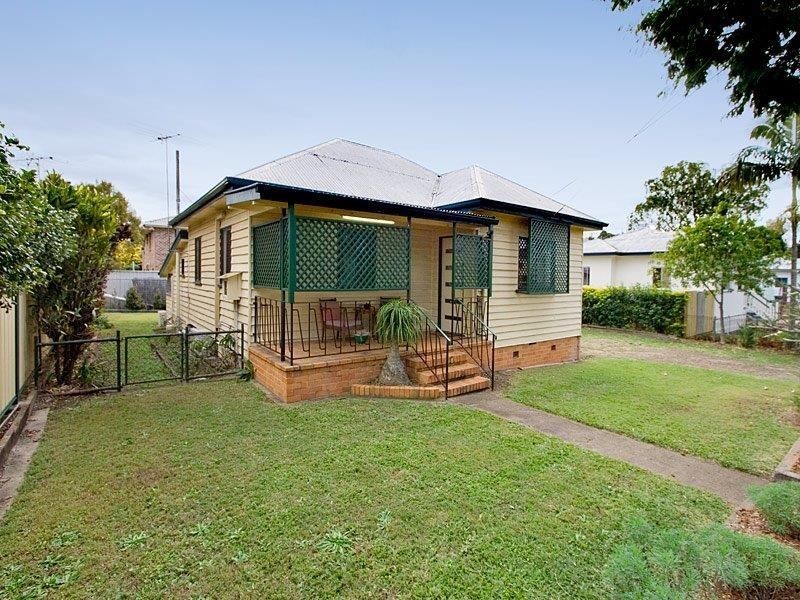 60 Bayview Terrace, Wavell Heights QLD 4012