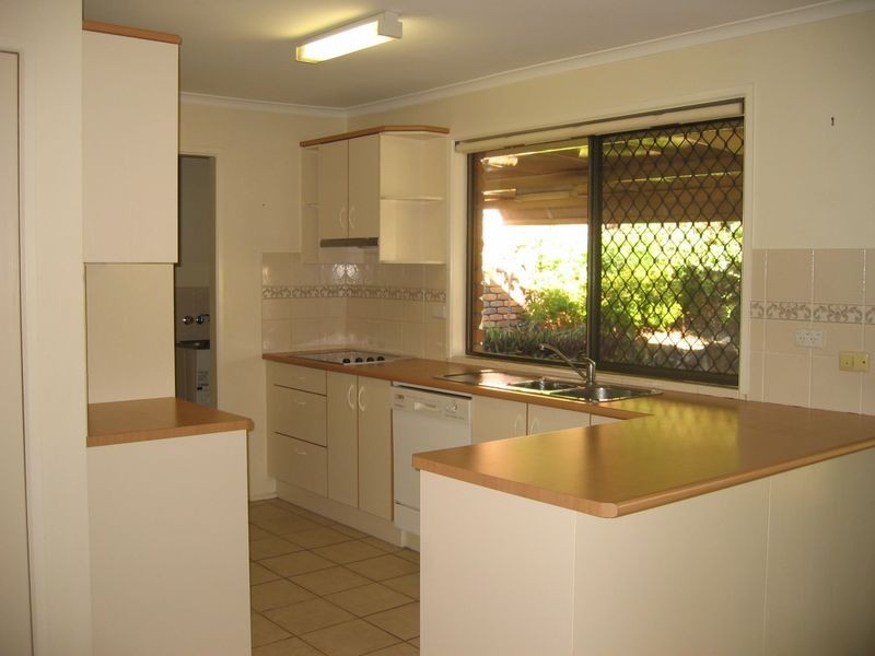 12 Chataeu Street, Carseldine QLD 4034