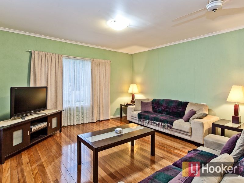 11 Eastbourne Street, Chermside West QLD 4032